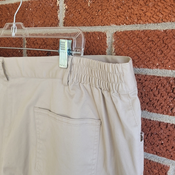Ruby Rd Favorites Womens Capris Size 24W Plus Khaki Stretch Cotton Blend  - Picture 4 of 8